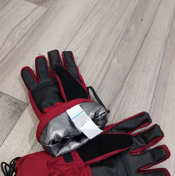 NWOT Women's Bugaboo gloves - Picture 3 of 4